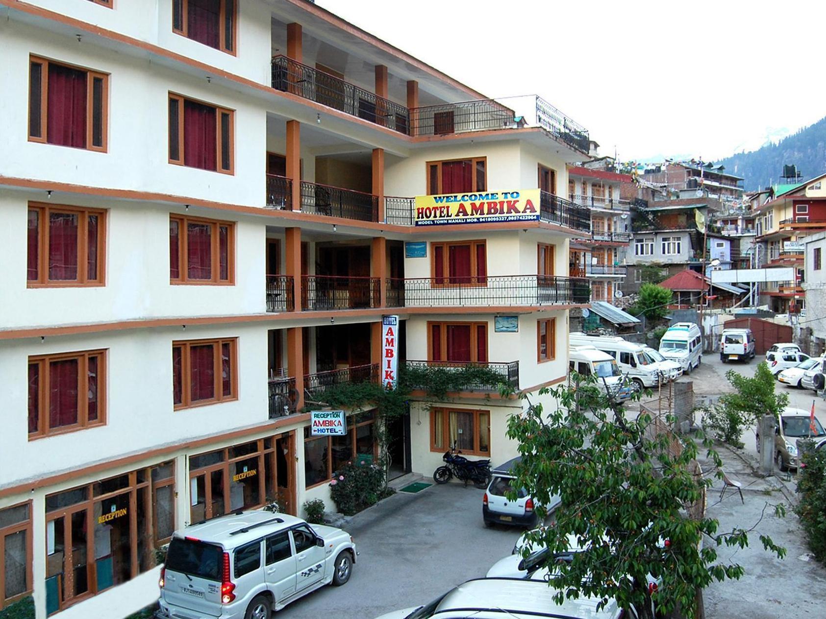 Hotel Ambika Manāli Exterior foto